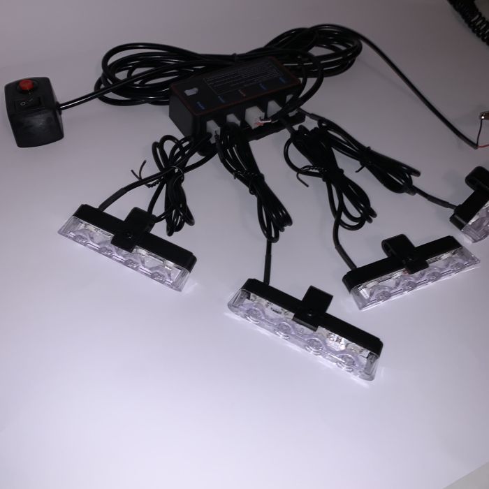 Стробоскоп мигалка в решітку автомобіля синій