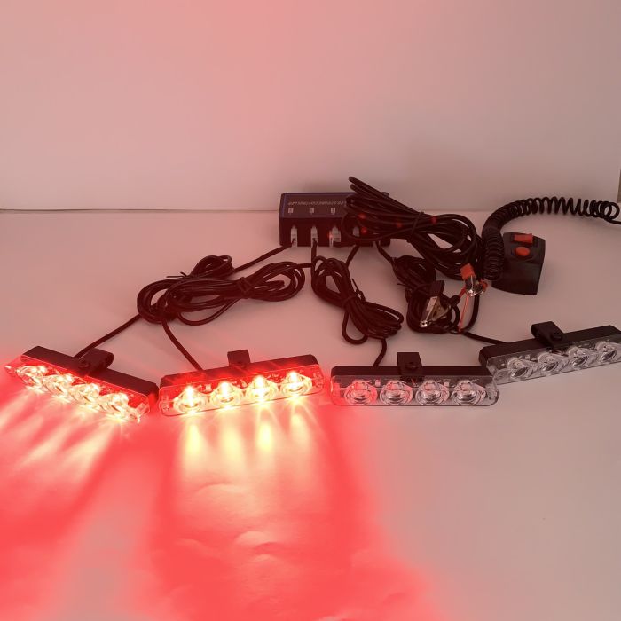 Стробоскоп мигалка в решітку автомобіля червоний синій