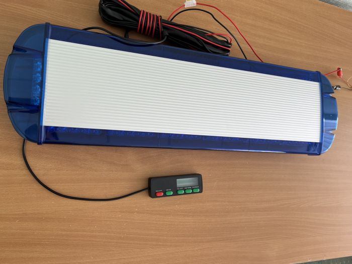 Мигалка синього кольору на дах автомобіля проблисковий маячок 77 см