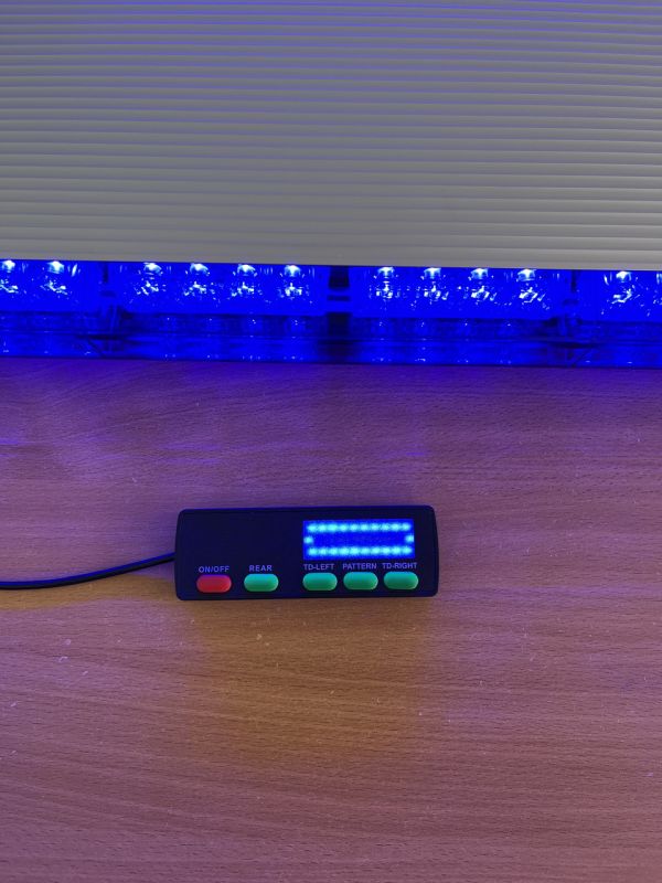 Мигалка синього кольору на дах автомобіля проблисковий маячок 77 см