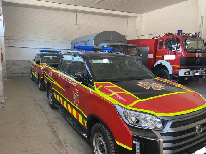 Мигалка з СГП на дах автомобіля проблисковий маячок 120 см